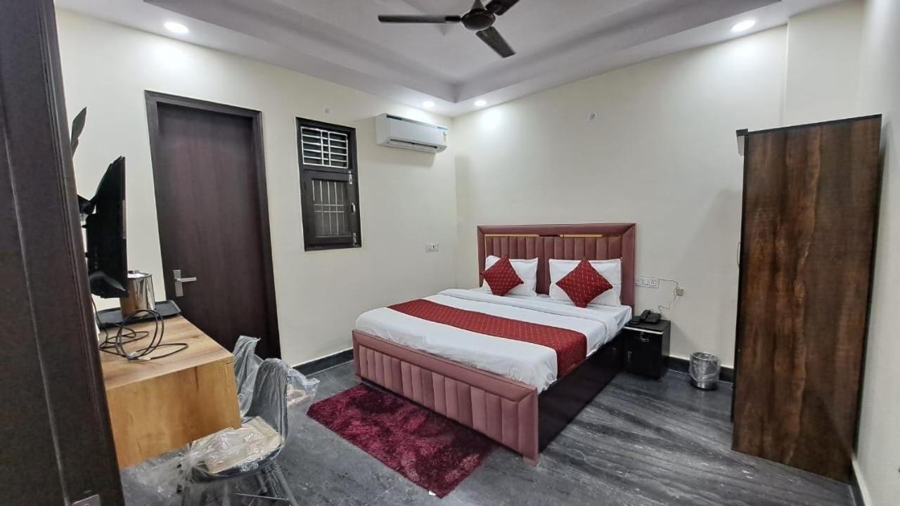 Hotel O City Deluxe 德里 外观 照片